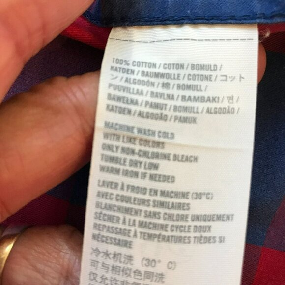 Abercrombie & Fitch Long Sleeve Button Muscle Shirt Red Blue Plaid Sz Small - Picture 10 of 14